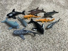 Random Lot Of Ocean Life Animals Figures Whale Shark Dolphin Lot Of 10 Figures