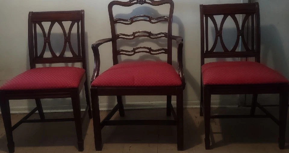 Juego de 8 sillas de comedor Mohogamy años 40 solo recogida local-sin envío Foto 3 de 4