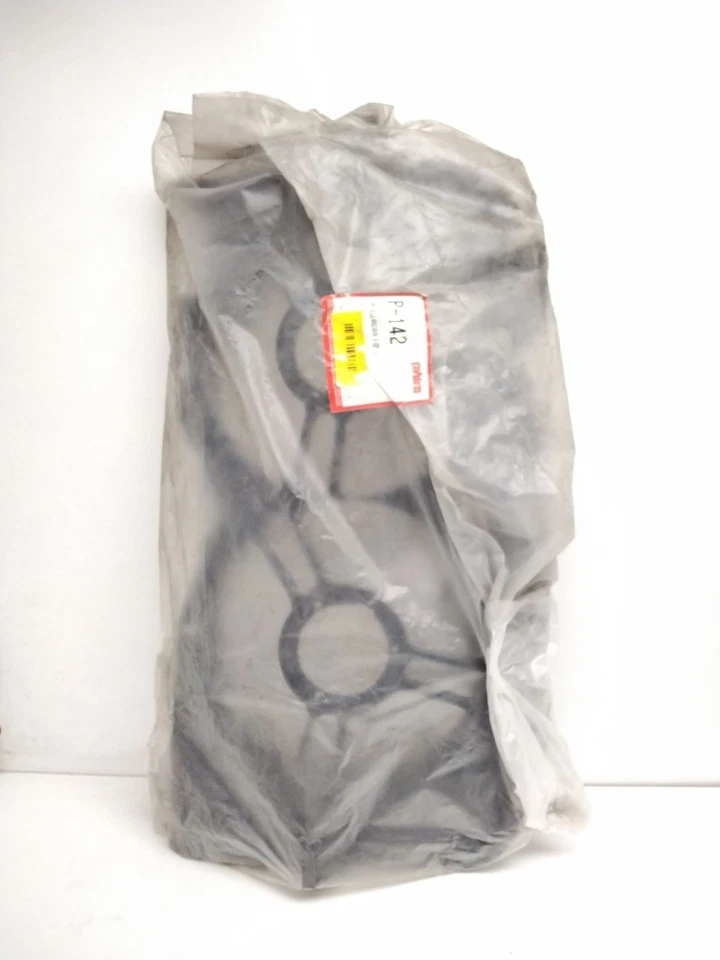 P124 GRILLE DE RADIATEUR AVANT / 2742733 POUR PEUGEOT 205 II 20A/C 1.8 DIESEL Foto 4 de 4