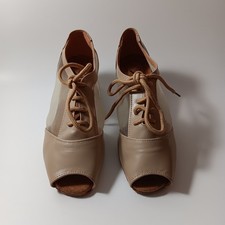 Pro- dancer womens professional ballroom dance suze 4 1/2