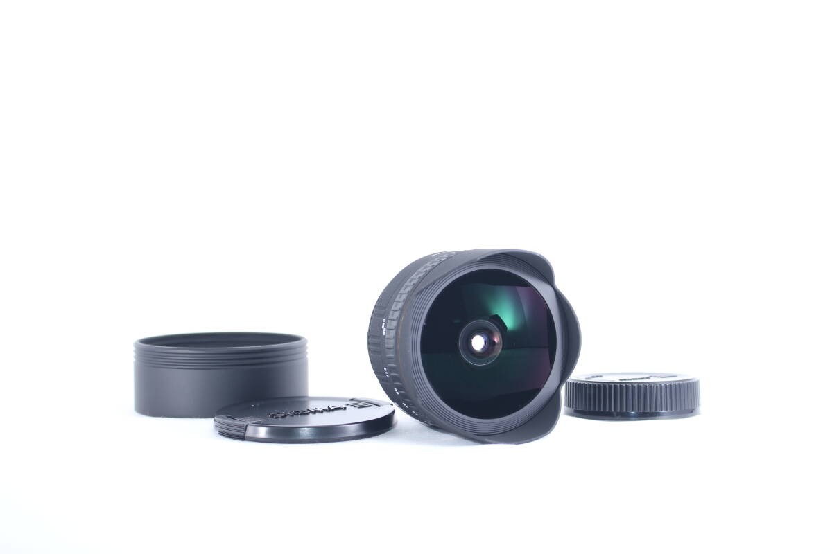 Sigma 15mm F/2.8 EX DG Diagonal Fisheye