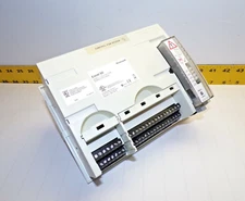 HONEYWELL EXCEL 50 HVAC CONTROLLER WITH XD50-FCL COMMUNICATION CARD 24 VAC