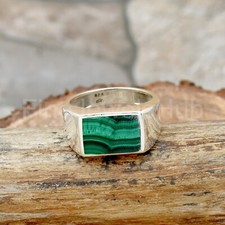 مقتنيات Malachite Ring