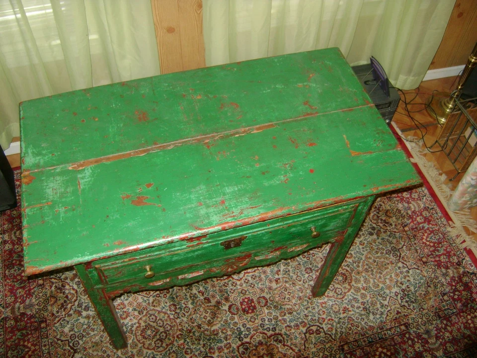 VOILA 39 1/2" W x 22" D x 29 1/2" H Mesa Española RÉPLICA SIGLO XVIII MADERA  Foto 3 de 4