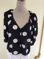 Women's H&M  Black Cream Polka Dot short sleeves Button Down Blouse Size 8