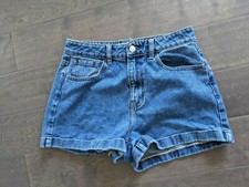 PACSUN Women's Cuffed Denim Jean Mom ShortsSize 27