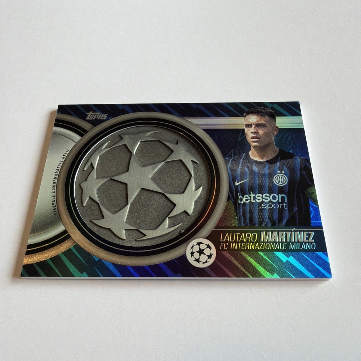 2025-26 Topps UEFA CC Lautaro Martinez Commemorative Starball