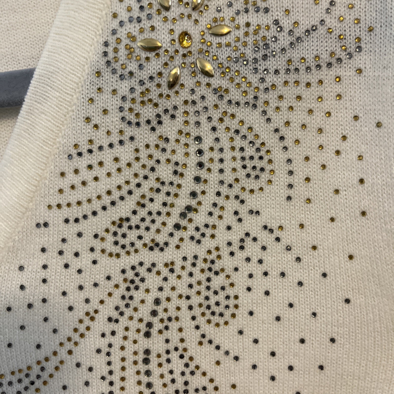 Cathy Daniels Women's XL off White Sweater With Embellishments. NWT 3/4 Sleeve thumbnail 3