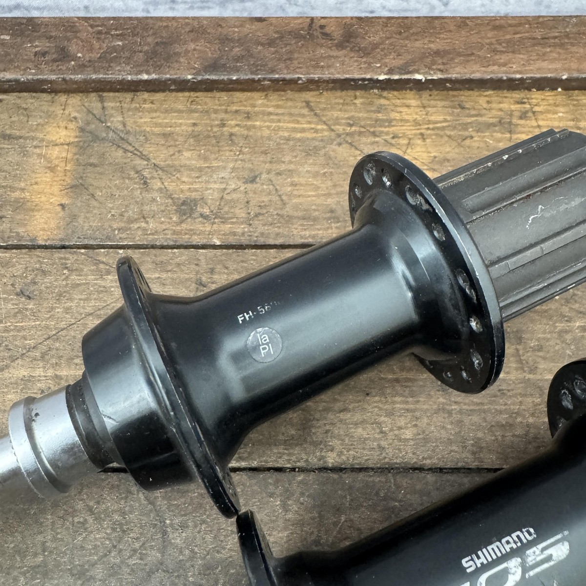 Shimano 105 5800 Hub Set Front Rear 32H QR 11-Speed Road HB-5800