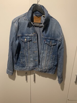 Levi s Denim Jacket Size S     Vintage Levis Jacket