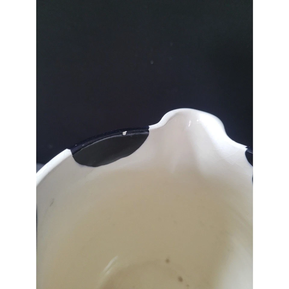 Jarra de vaca de cerámica hecha a mano, solo decorativa, no contiene líquido Foto 2 de 4