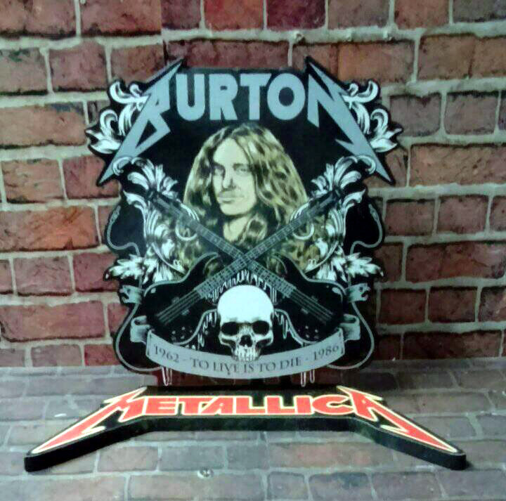 CLIFF BURTON - METALLICA - FIGURA MADERA 20 cm tablero de fibra vinilo/parcel...