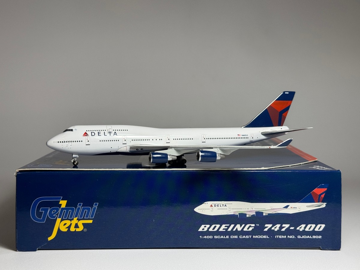 デルタ航空　Gemini Jets 1:400 Amazon | GeminiJets 1/400 A220-100 デルタ航空 N103DU 完成品