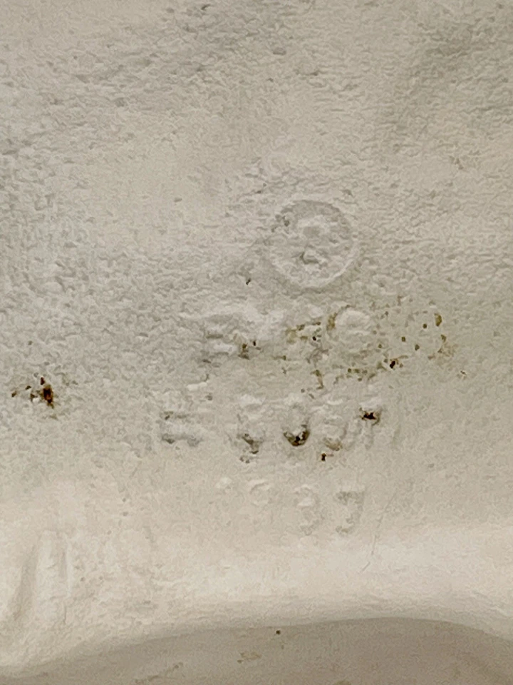 Tope de puerta de hierro fundido vintage 1987 gato gatito blanco con bola de hilo tapón de puerta Foto 4 de 4