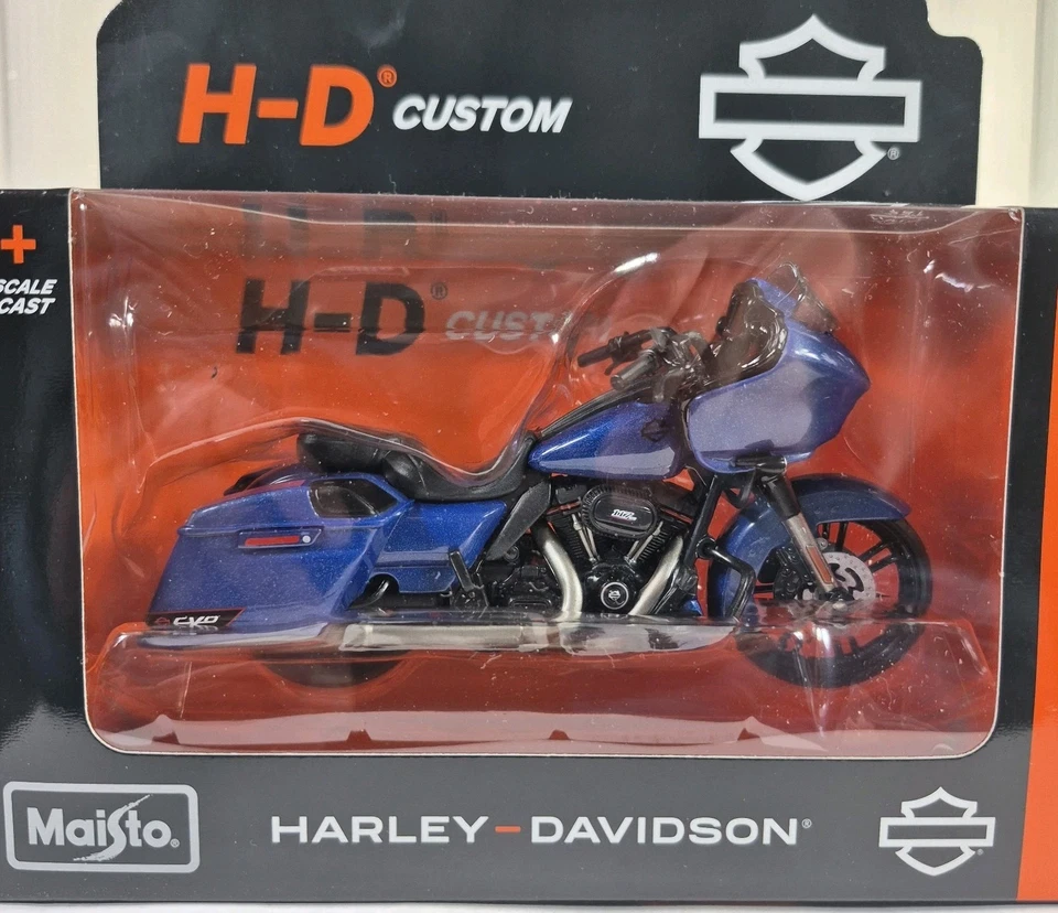 MAISTO Harley Davidson 2022 CVO 公路滑翔高清摩托车 1: 18 系列 43 蓝色 — 第 2/4 张图片