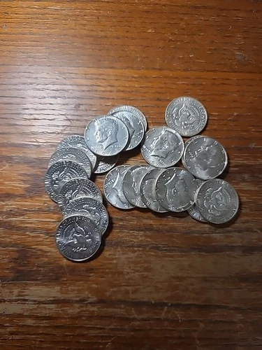 1 ROLL 40% Silver Kennedy Half Dollar- $10FV Circulated to Uncirculated 1967