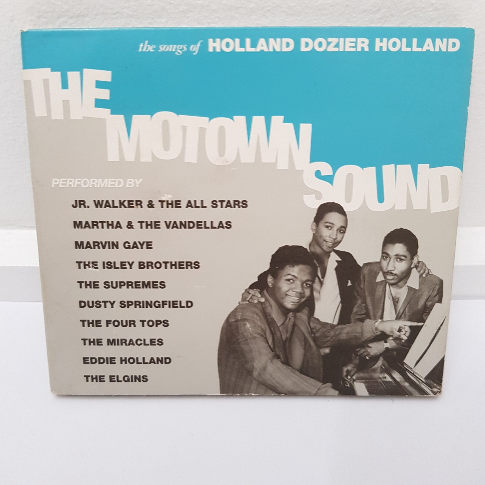 Motown Starbucks CD Holland Dozier Holland 16 hits Marvin Gaye Supermes Elgins