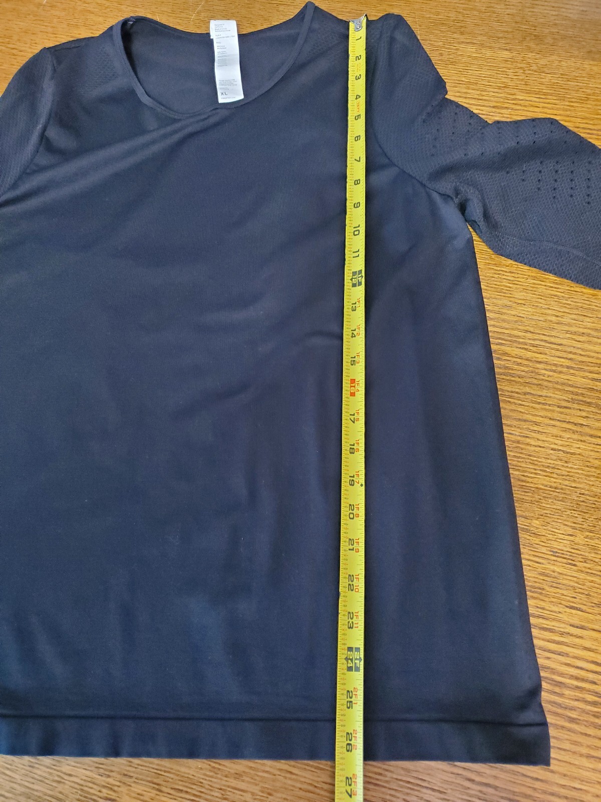 Fabletics Sync Long Sleeve LARGE Perforated Stret… - image 9