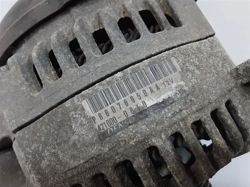 Alternador Jeep JK Wrangler OEM Denso 3,6 L 160 amperios P68078950aa 2012-2018 93550 Foto 3 de 4