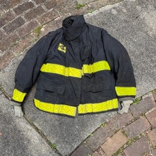 Vintage Globe Firefighter Turnout Coat Mens 50x32 Black Elsmere Bunker USA 2001