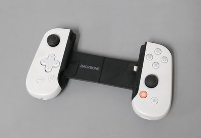 Backbone One Lightning Controller Playstation Edition BB-02-W-S 