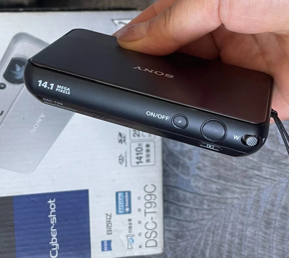 Sony Cyber-Shot DSC-T99 14.1MP Digital Camera Touch Screen Gold