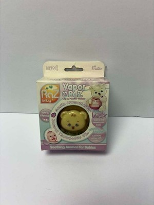 Raz Baby Vapor Raz Clip & Pacifier Holder