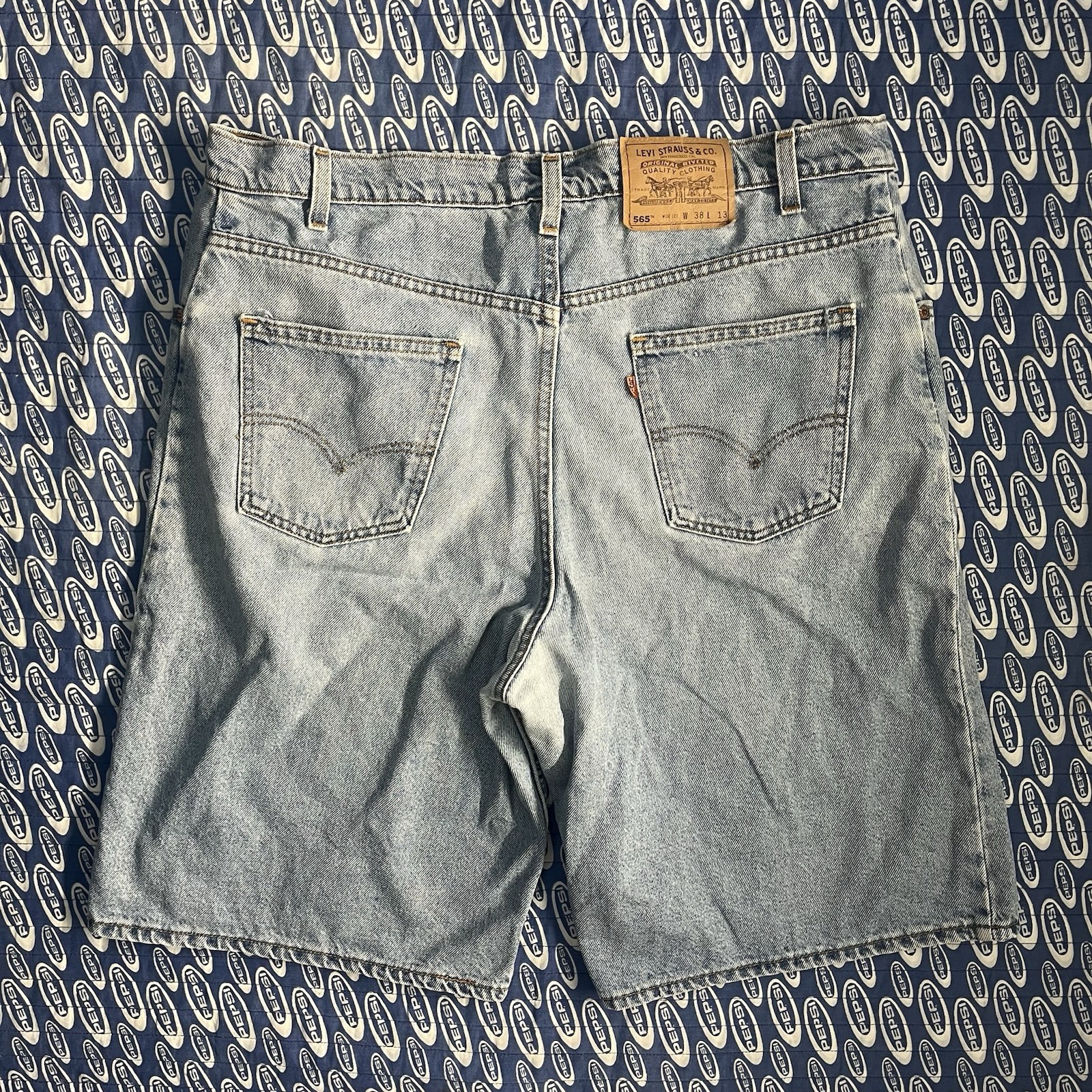 Vintage Levi’s 565 Orange Tab Wide Leg Denim Blue Jean Shorts 38x13 Mens Loose