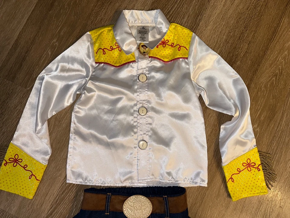 Disney Toy Story Jessie Disfraz Pantalones y Camisa Talla 7/8 Satén Flecos Vaquera Foto 3 de 4