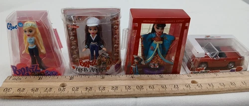 Bratz Flashback Minis Collector's Edition 4 Mini KUMI Doll s & Car Cloe Cruiser
