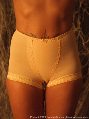 mutanda guaina modellante snellente contenitiva elastica corsetto intimo pancera - Immagine 4 di 4