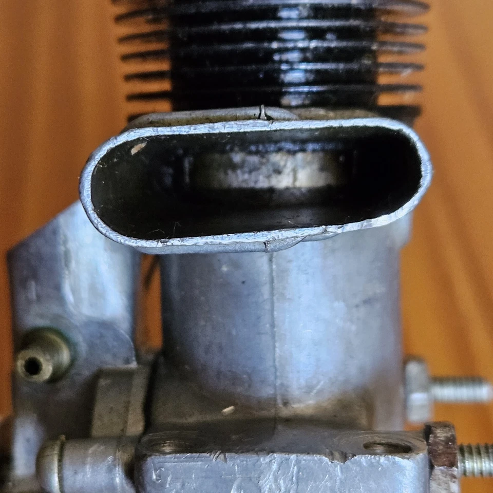 MOTOR DE ENCENDIDO DE AVIÓN MODELO OHLSSON & ARROZ DE COLECCIÓN El pistón se mueve O como está F6.4 Foto 3 de 4