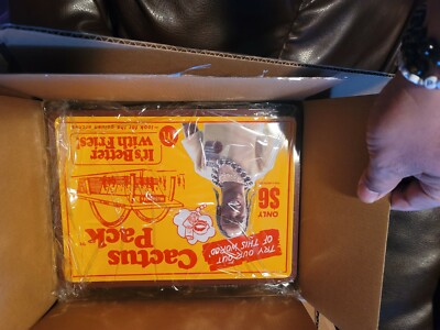 Travis Scott x McDonalds Vintage Metal Lunch Box Cactus Jack On