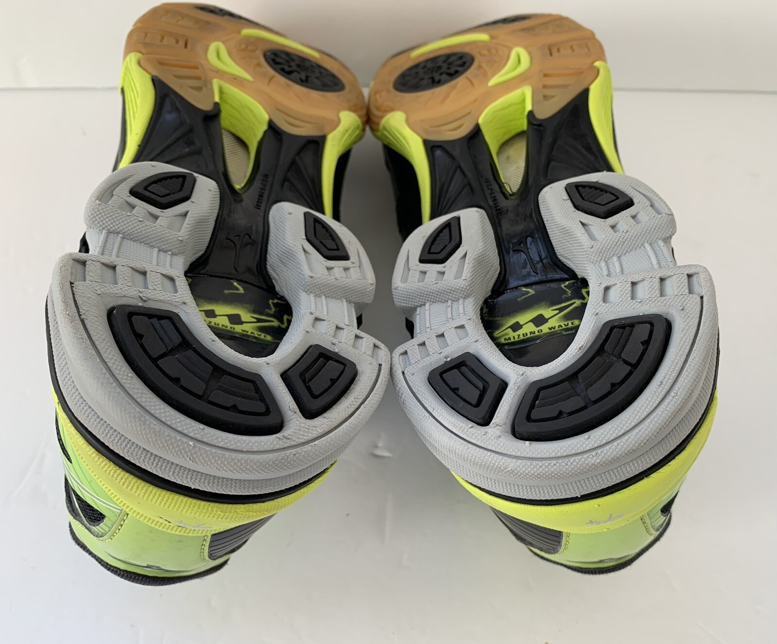 MIZUNO Wave Lighting RX3 Volleyball Shoes Women’s Size 12 Black Neon
