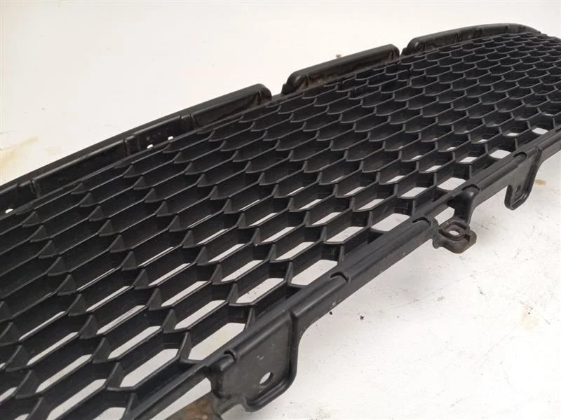 2011 三菱 OUTLANDER 降低格栅 原始设备制造商 47921 — 第 3/4 张图片