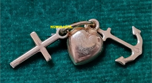 Pendentif Argent Trois Vertus - Bijou Élégant En Argent 925 Rhodié