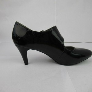 vegan patent leather shoes