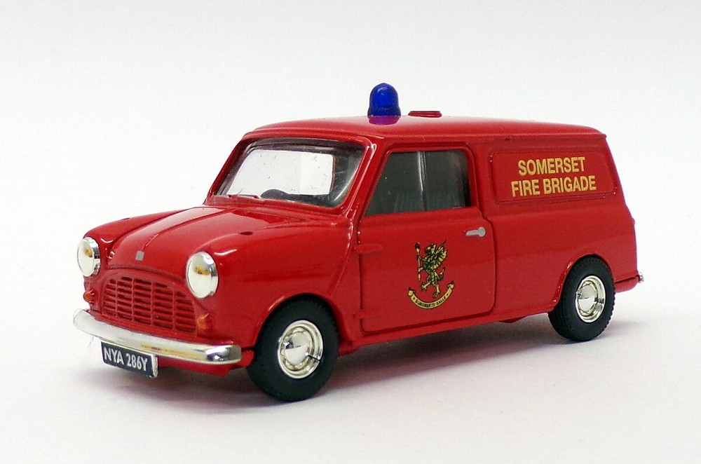 1/43 Austin Mini Van Somerset Fire Brigade by Vanguards VA14012
