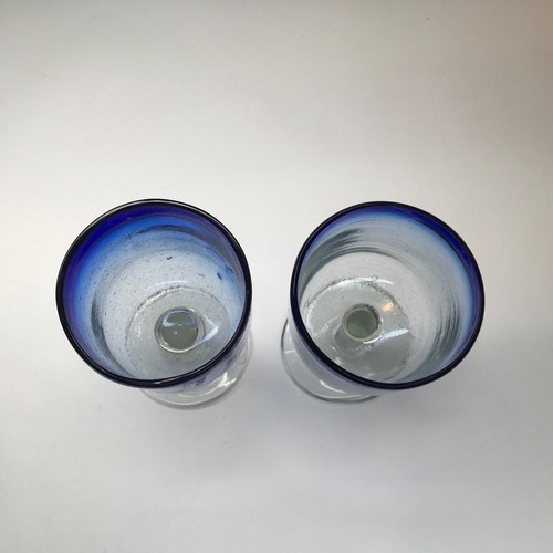 Mexican Art Glass Cobalt Blue Rim Wine Goblets 6" Tall, Nice Vintage Lot Of 2. - Picture 3 of 12