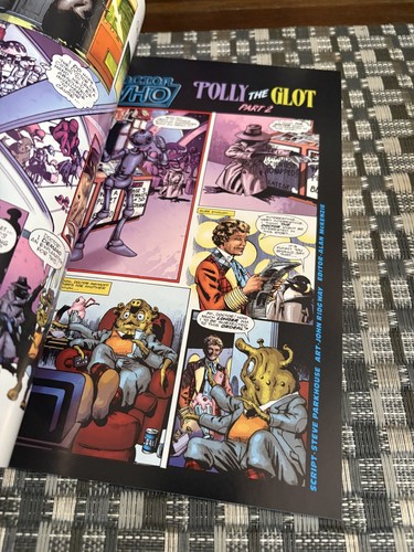 DOCTOR WHO CLASSICS VOLUME 6 GRAPHIC NOVEL TPB OOP HUGE BOOK - Picture 6 of 9