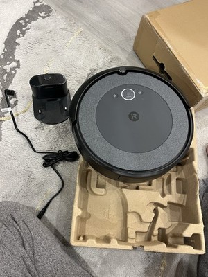 iRobot  Roomba Combo i5 2-in-1 Robot Vacuum & Mop  **Works, Unknown Batt Cond.