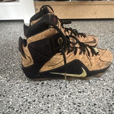 Newest LeBron 11 Dunkman Continues Popular Colorway 20