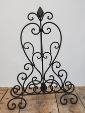 Soporte de caballete de hierro forjado ornamentado negro para exhibición o decoración libro de cocina soporte bíblico