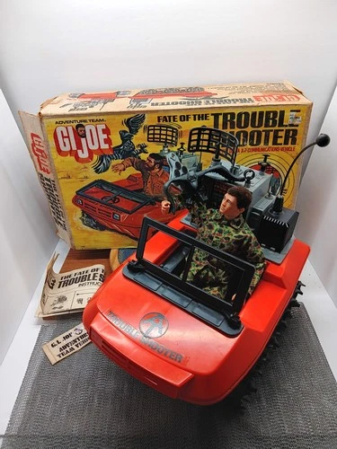 VINTAGE GI JOE 1974 ORIGINAL HASBRO FATE OF THE TROUBLE SHOOTER BOXED SET