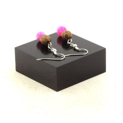 Mineralien Und Edelsteine. Ohrringe Mit 2 Perlen Aus Craqueliertem Achat Fuch