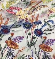 Vivid Leaf Flower Embroidery Fabric Soft Tulle for Wedding Veils, Gown, Dress
