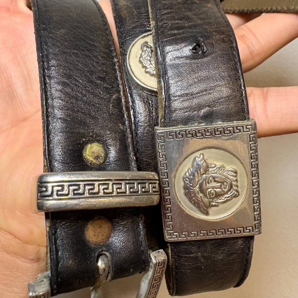 Cinturón de Cuero Gianni Versace Medusa Dorado Plata Talla 30-32 Negro Años 90 De Colección Foto 3 de 4