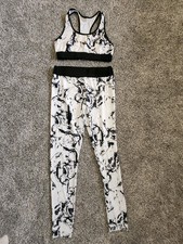 Black  white Workout Set Polyester Size MEDIUM