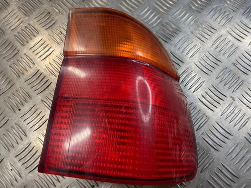 BMW 5 Touring E39 Rücklicht hinten links 301240 8371328 3.00 Diesel 29012641