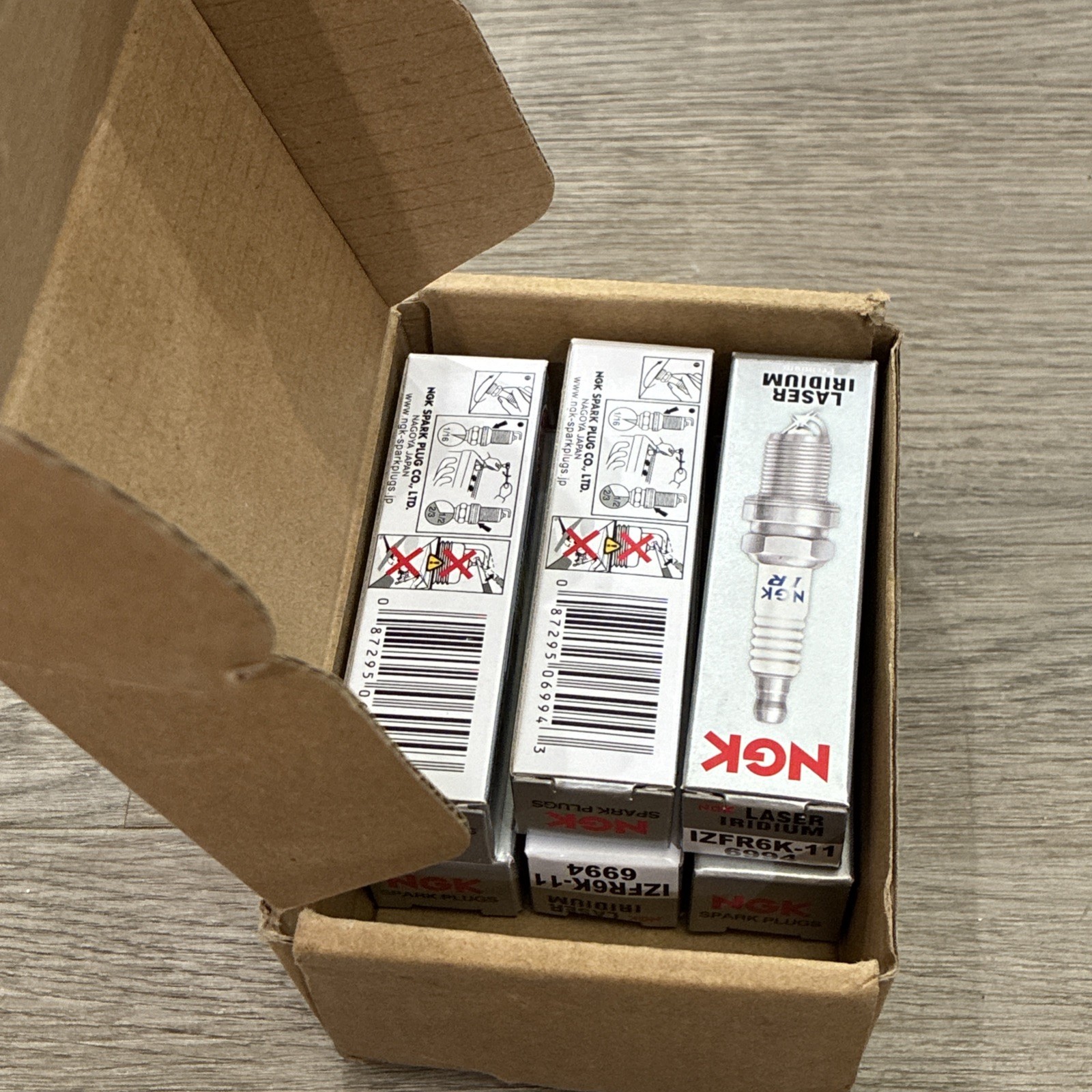 Set of 6 Genuine NGK 6994 Spark Plugs - Laser Iridium IZFR6K11